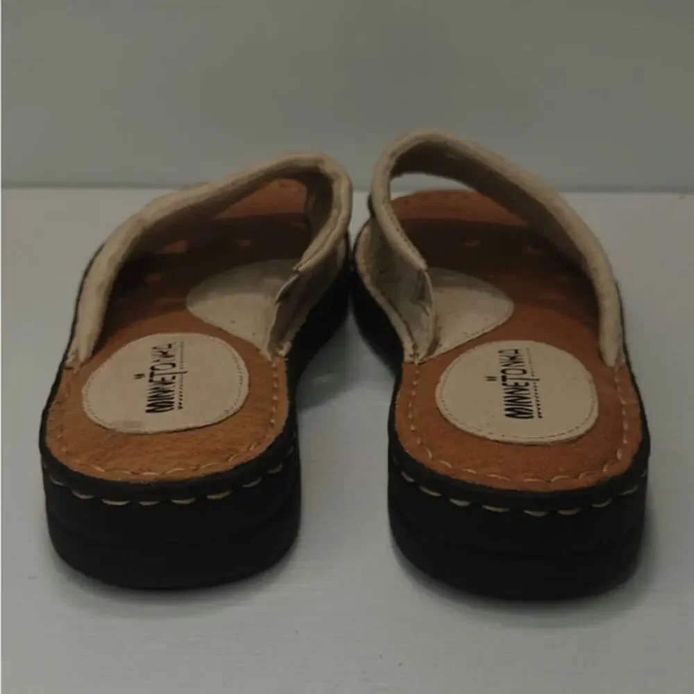 Cream Suede Minnetonka sandals sz 8